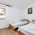 With Parking Space Baska, Krk - 23536 Апартаменты Башка