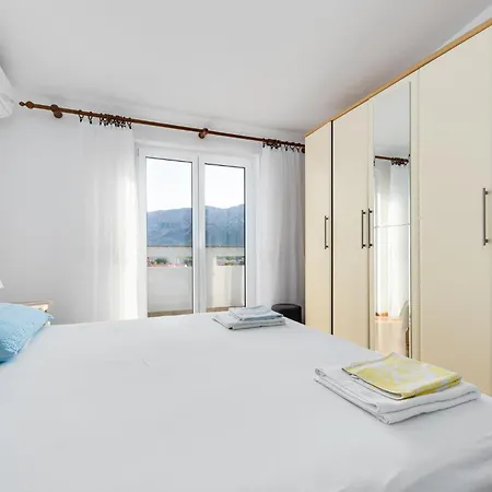 With Parking Space Baska, Krk - 23536 Baska (Krk)